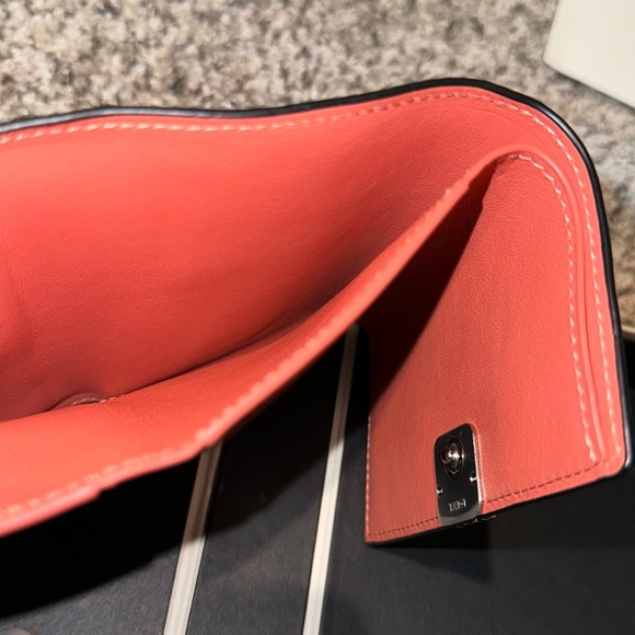 NIB Loewe Anagram Small Vertical Wallet in Pink Tulip - Picture 7 of 9